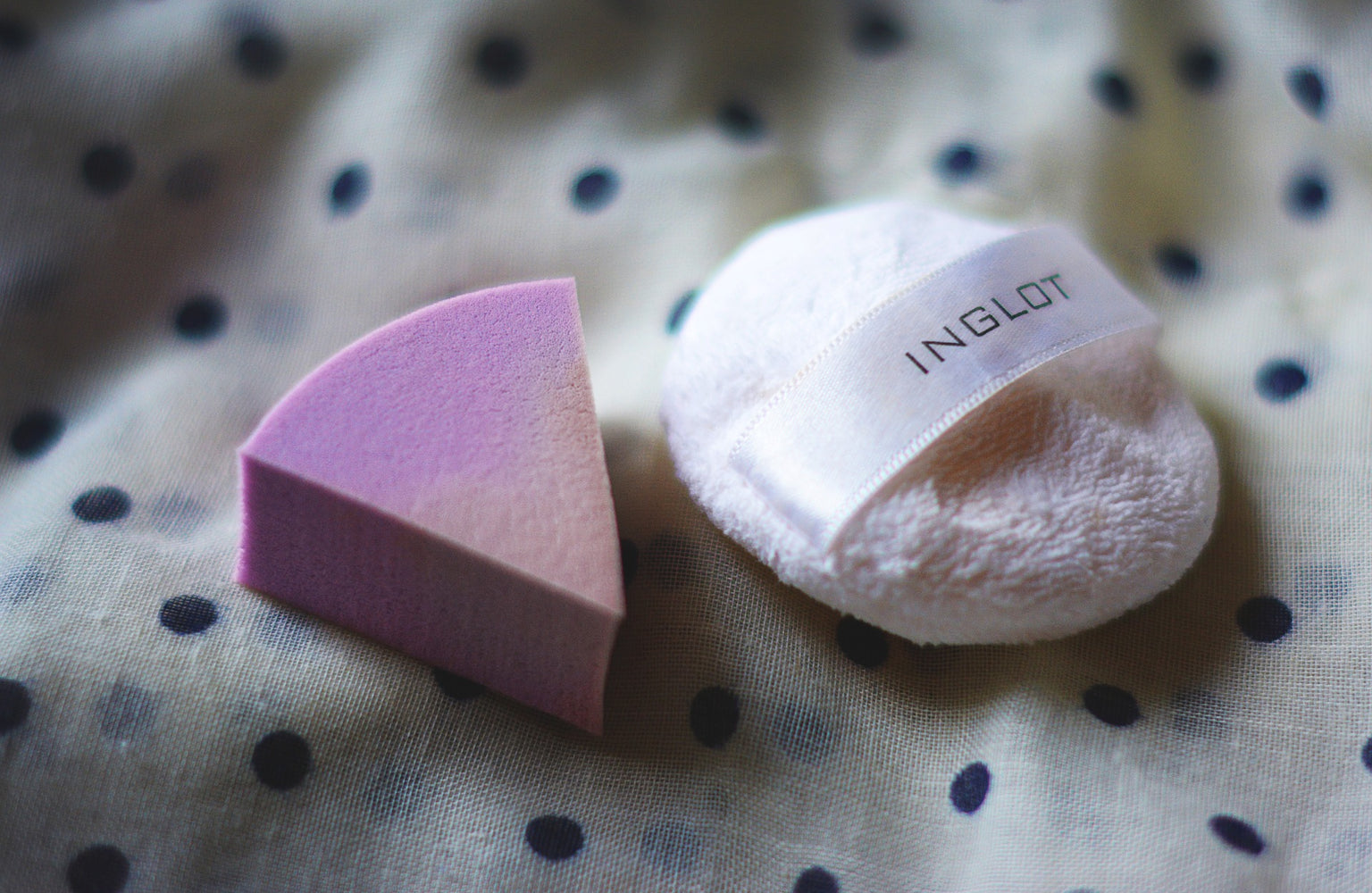 How to Clean Makeup Sponges (Step-by-Step)